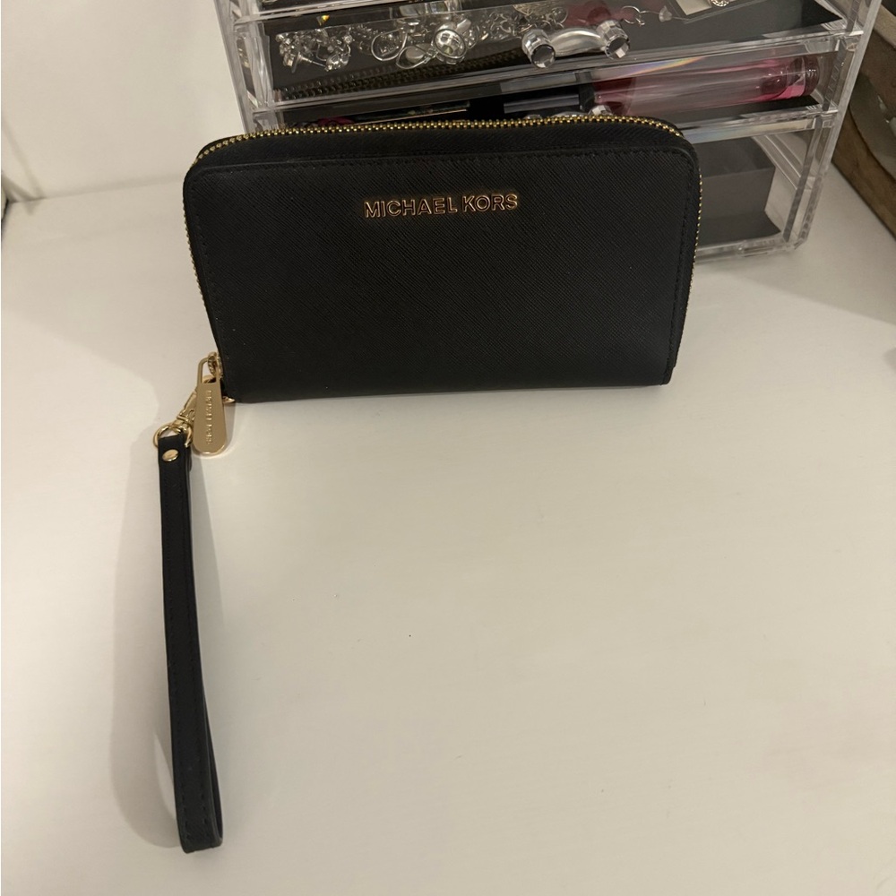 Michael Kors Black and Gold Key Holder